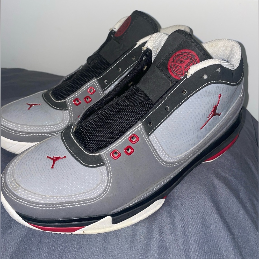 Jordan Shoes - Picture 2 of 5